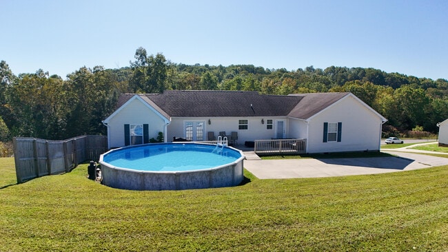 Building Photo - 426 Bryants Way