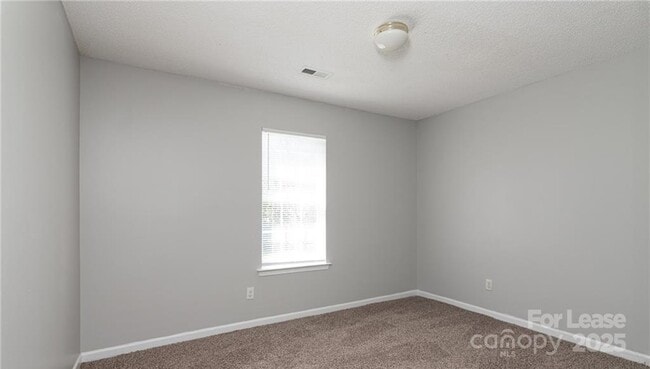 Building Photo - 6209 Foster Brook Dr