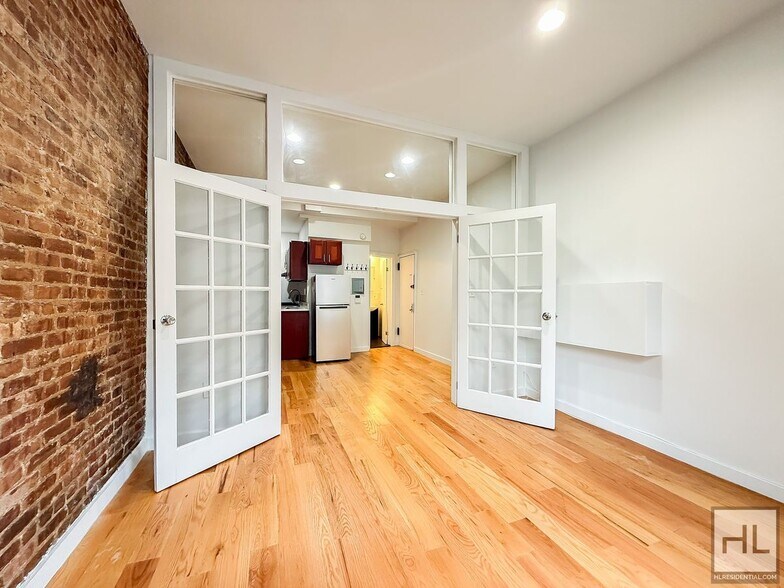 Building Photo - BEDFORD AVENUE / No fee 1-Bed 1-Bath in Prime Crown Heights / 1-Month Free