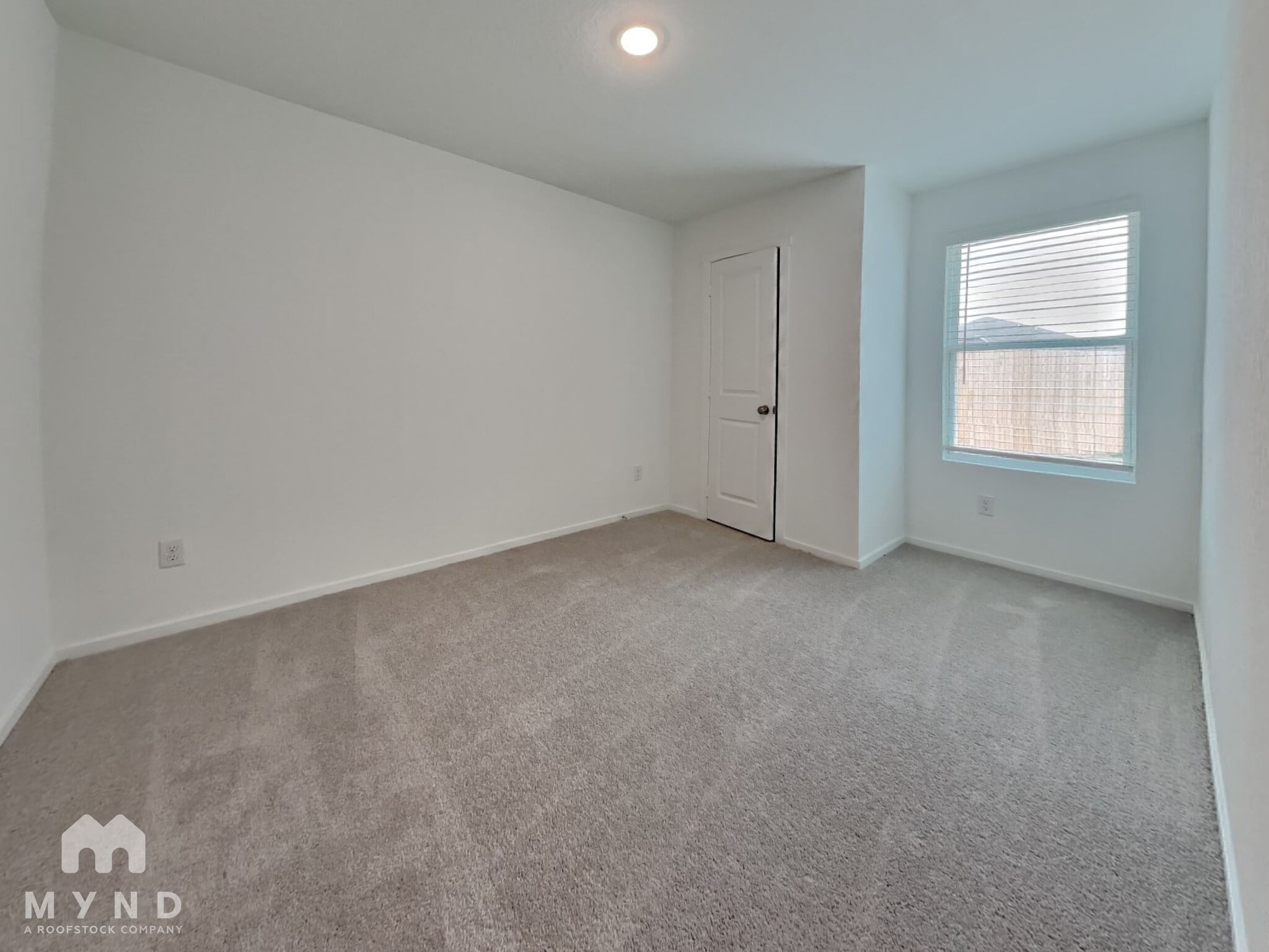 Building Photo - 415 Indian Blossom