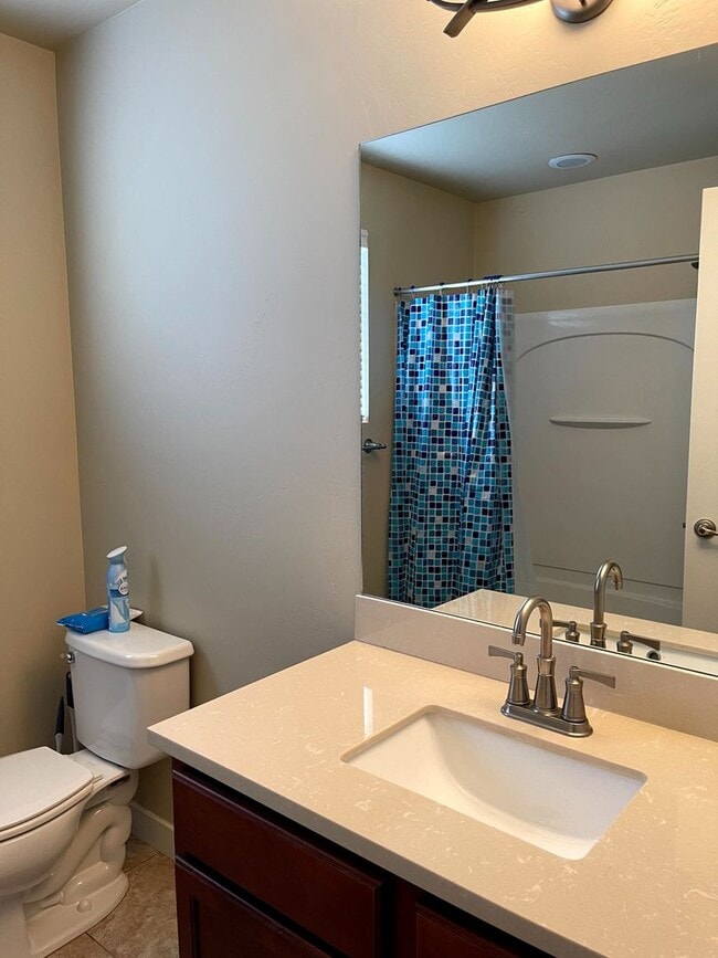 Building Photo - Beautiful Midvale Townhome for rent!