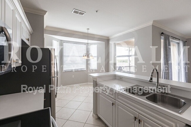 Building Photo - 8550 Kingbird Loop