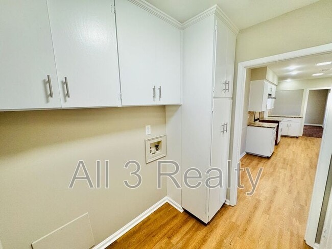 Building Photo - 3531 Edgefield Rd