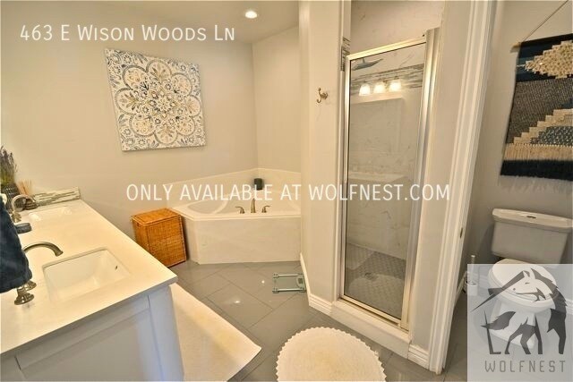Building Photo - Stunning 6 Bedroom Fort Union Home! No Dep...