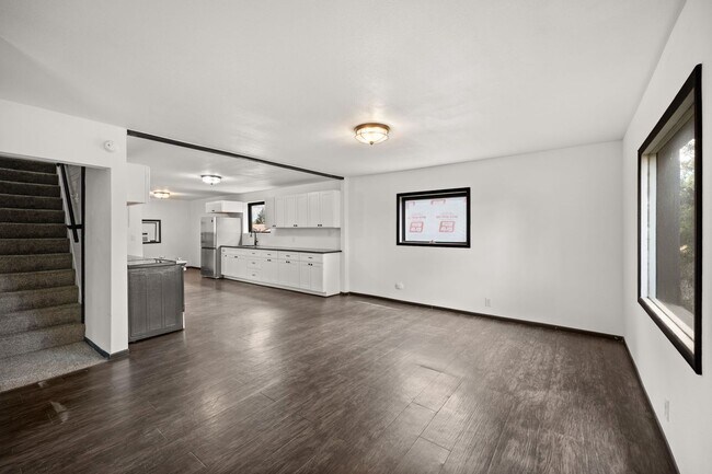 Building Photo - 1116 Park St