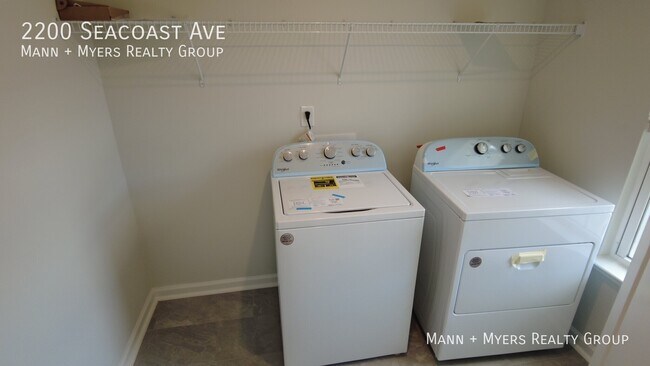 Building Photo - 2200 Seacoast Ave
