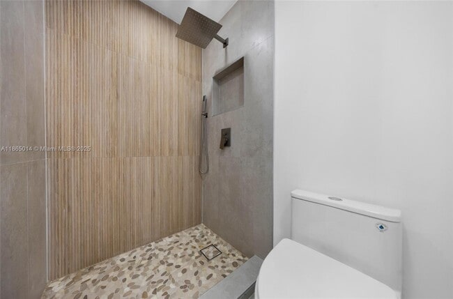 Building Photo - 275 NW 97th St