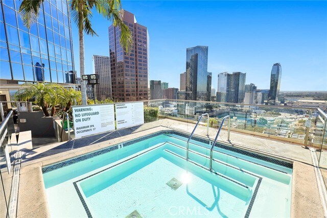 Building Photo - 1100 Wilshire Blvd