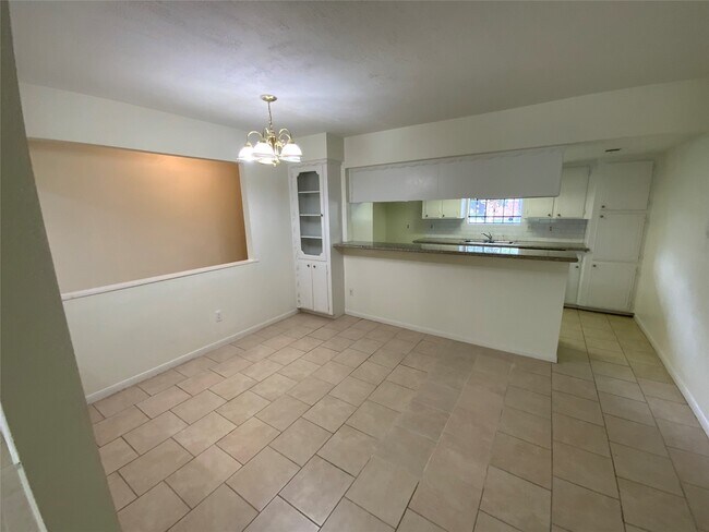 Building Photo - 7710 Ashmole Ln