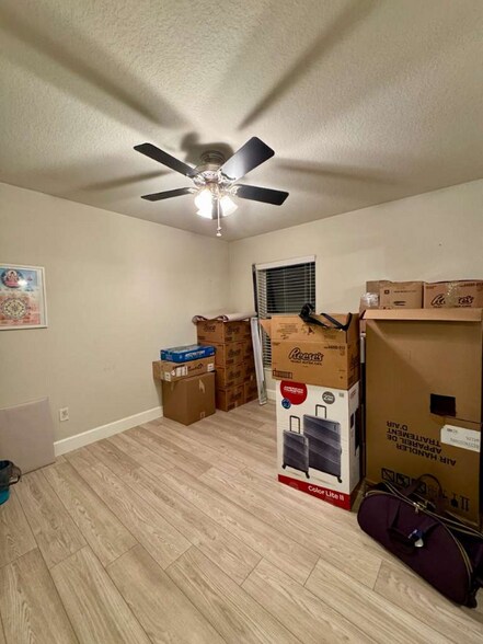 Building Photo - 1268 Toluke Point