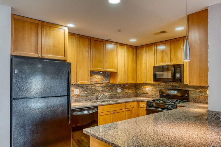 Building Photo - 7707 W Westwood Dr