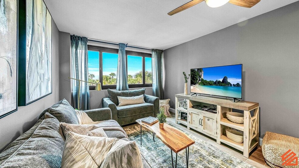 Building Photo - 343 Gulf Shore Dr