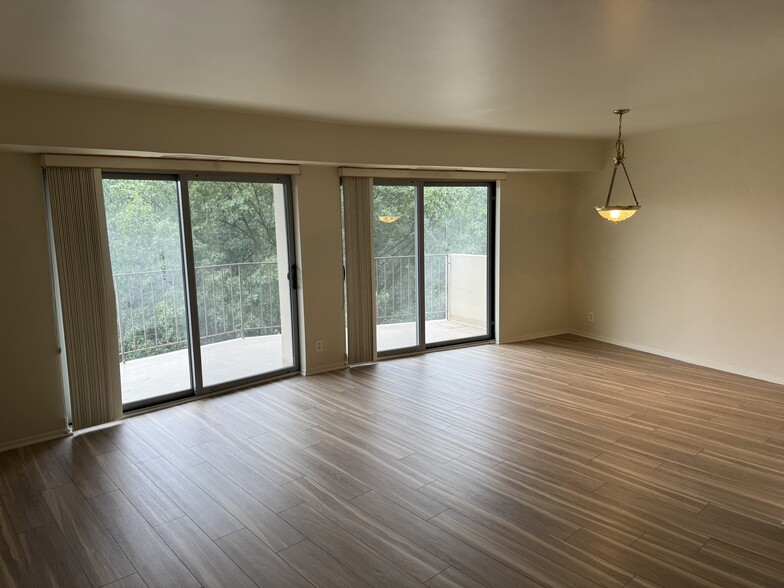 Building Photo - 9039 Sligo Creek Pkwy