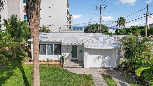 Building Photo - 517 S 19th Ave