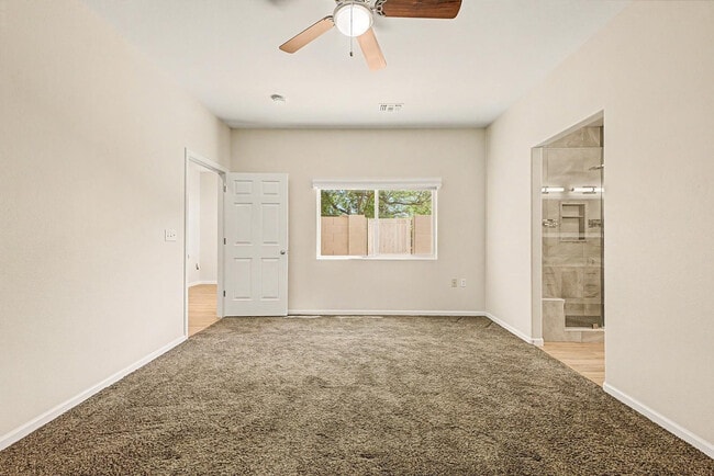 Building Photo - 3221 N 37th St