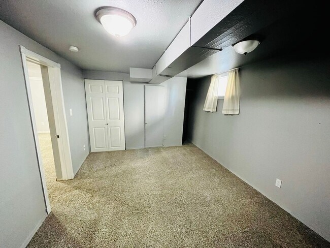 Building Photo - Charming West Bremerton Home