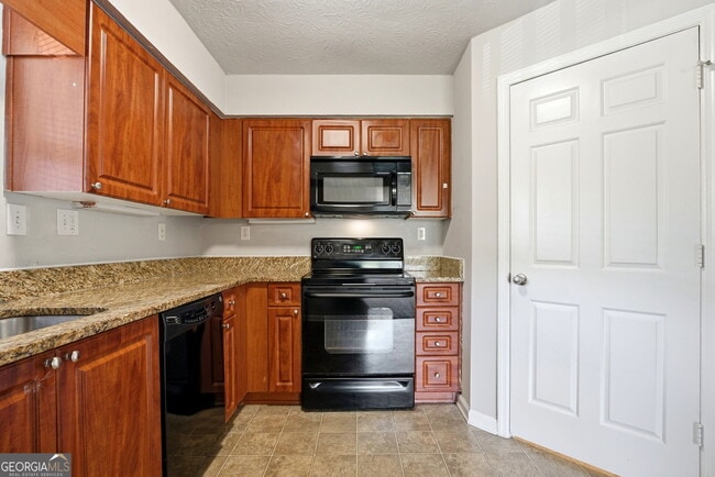 Building Photo - 117 Brittany Ct