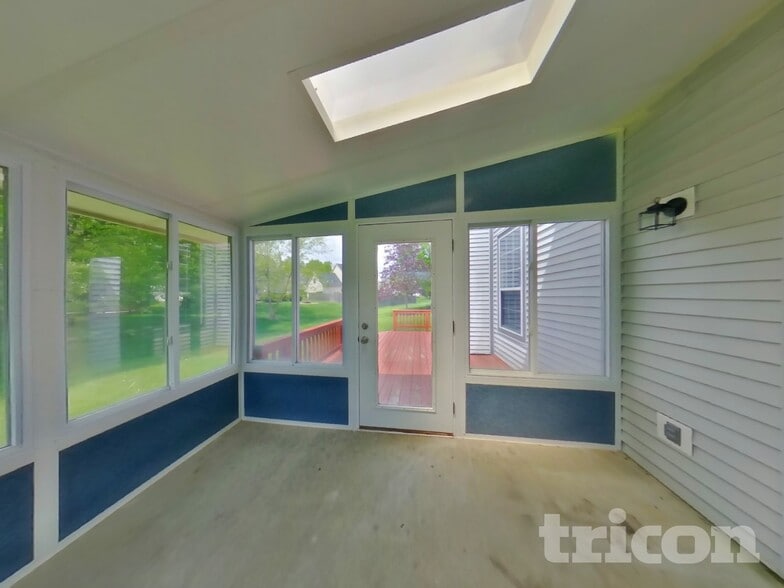 Building Photo - 3127 Woodlane Ct