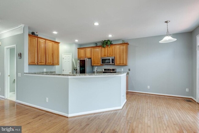 Building Photo - 43831 Chadwick Terrace