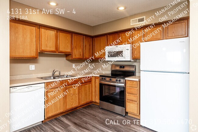 Building Photo - 4131 31st Ave SW