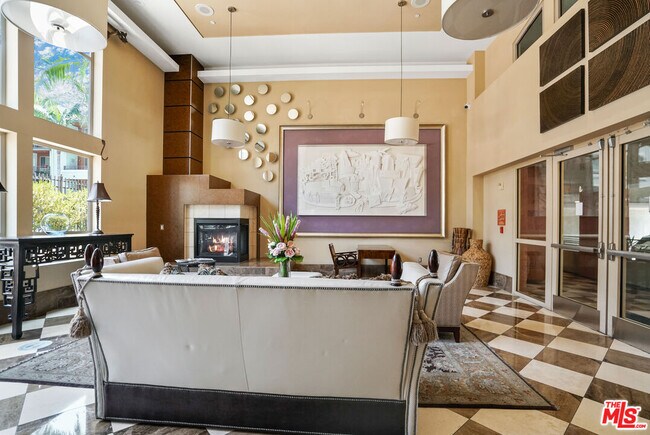 Building Photo - 100 S Alameda St