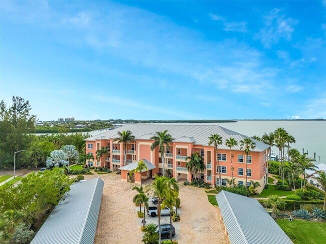 Building Photo - 1701 Gulfstream Ave