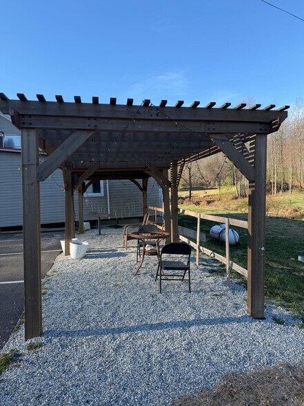 Building Photo - 10761 Thomas Nelson Hwy