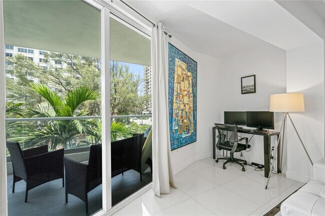 Building Photo - 6362 Collins Ave