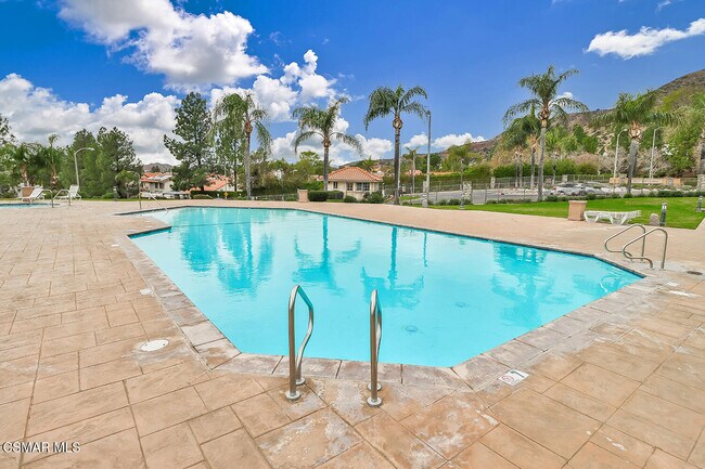 Building Photo - 12057 Falcon Crest Way