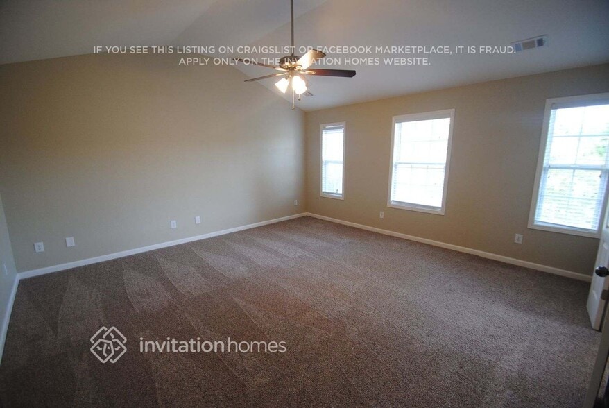 Building Photo - 6685 White Walnut Way