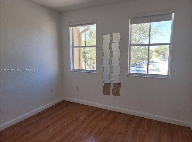 Building Photo - 7831 NW 107th Ct