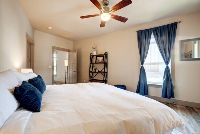 Building Photo - 2338 Gallatin Green Blvd