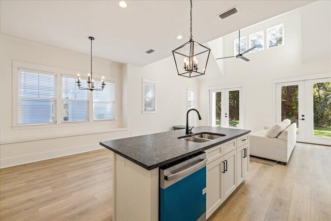 Building Photo - 4028 Poets Trl