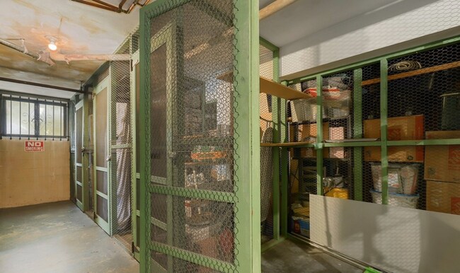 Building Photo - 1800 Taylor Ave N