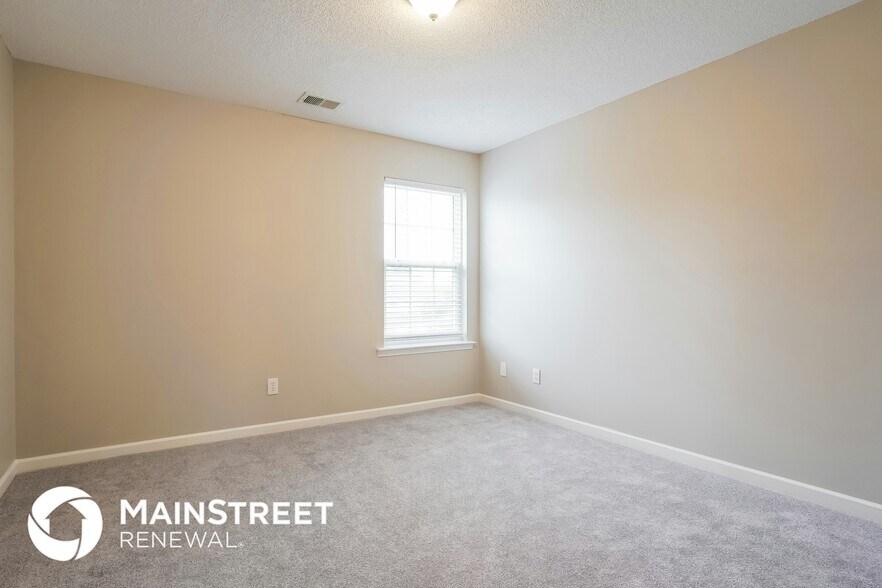 Building Photo - 6008 Porterdale Dr