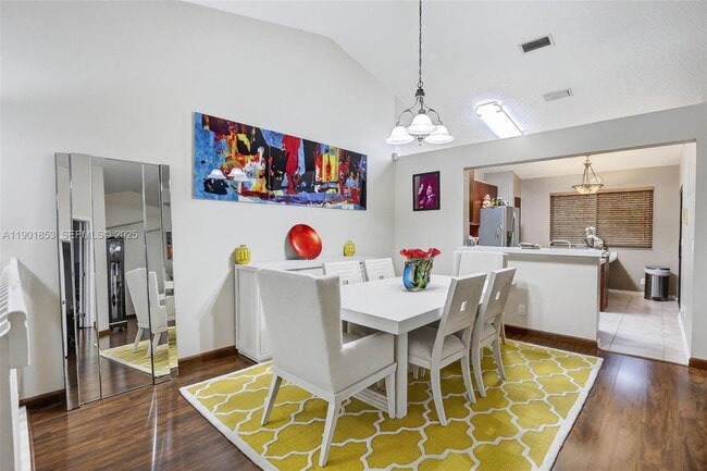 Building Photo - 1002 NW 105th Ave