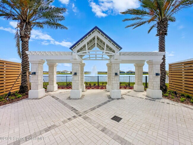 Building Photo - 8920 Shoreline Ave