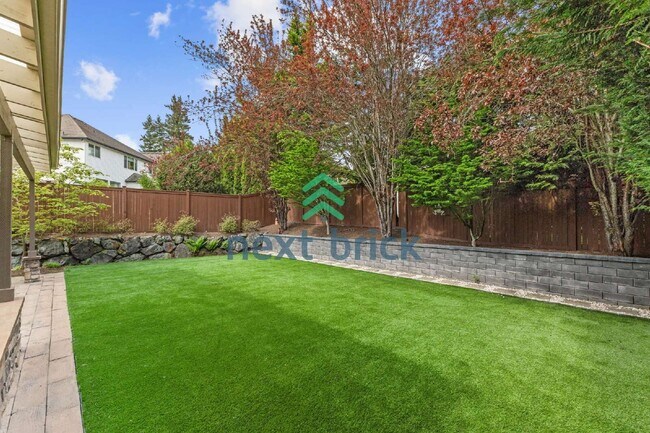 Building Photo - Spacious 4-Bed, 4-Bath Retreat in Sammamish – 3300 Sq Ft of Comfort and Style!