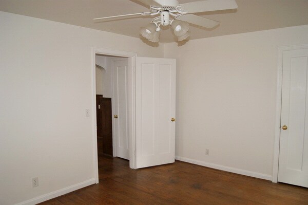 Building Photo - 4022 Paxton Ave