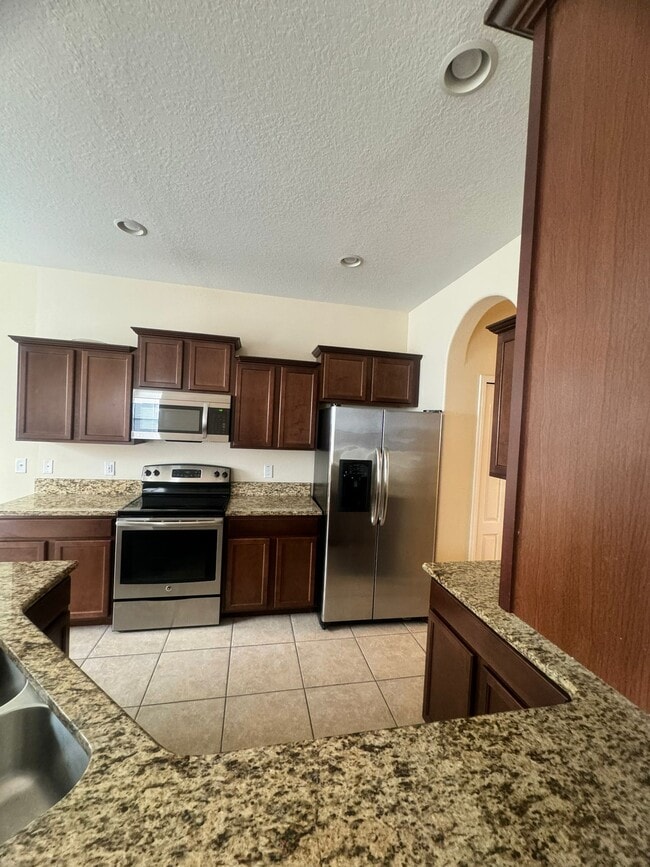 Building Photo - 15487 Camp Dubois Crescent
