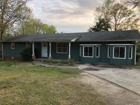 Building Photo - 2871 Pope Rd