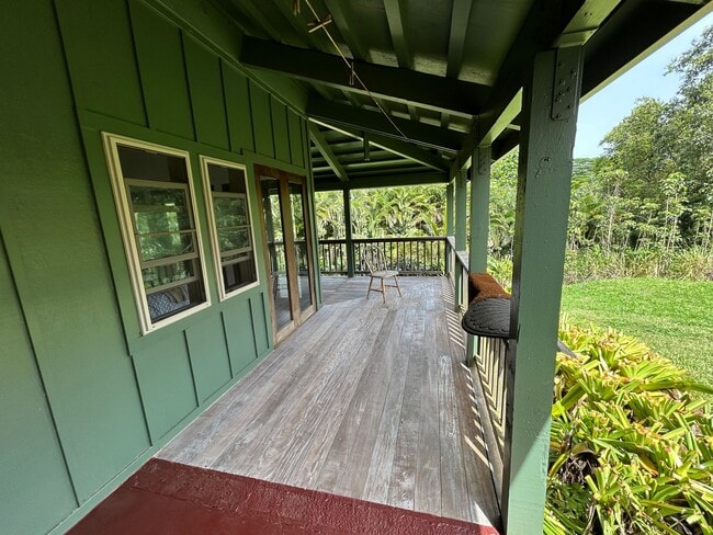 Building Photo - 2 Bedroom 1.5Bath Unfurnished Home