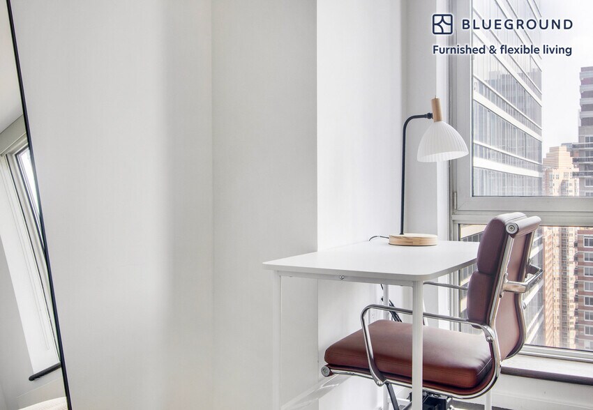 Building Photo - 635 W 42nd St