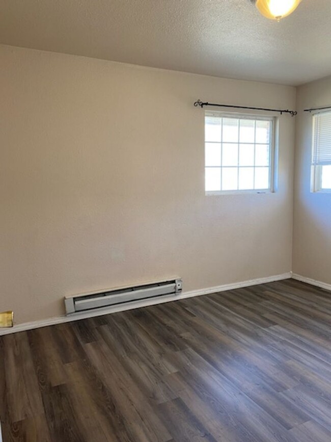 Building Photo - Cozy 2 Bedroom Duplex in Ephrata