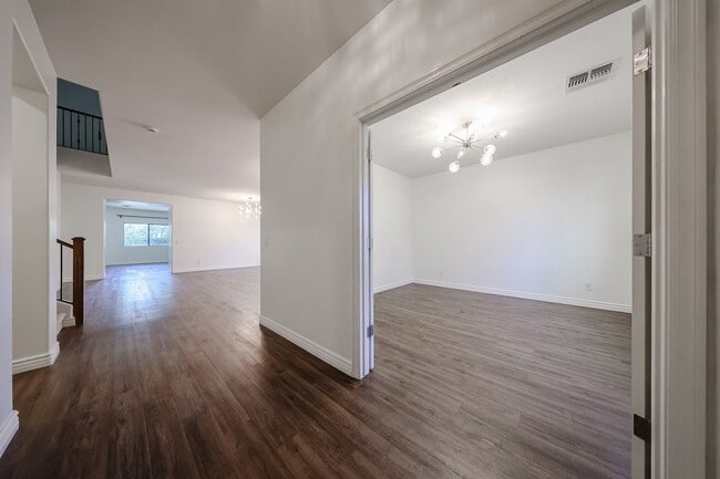 Building Photo - 2744 E Donato Dr