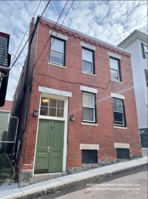 Building Photo - 6 Shepherd Ave