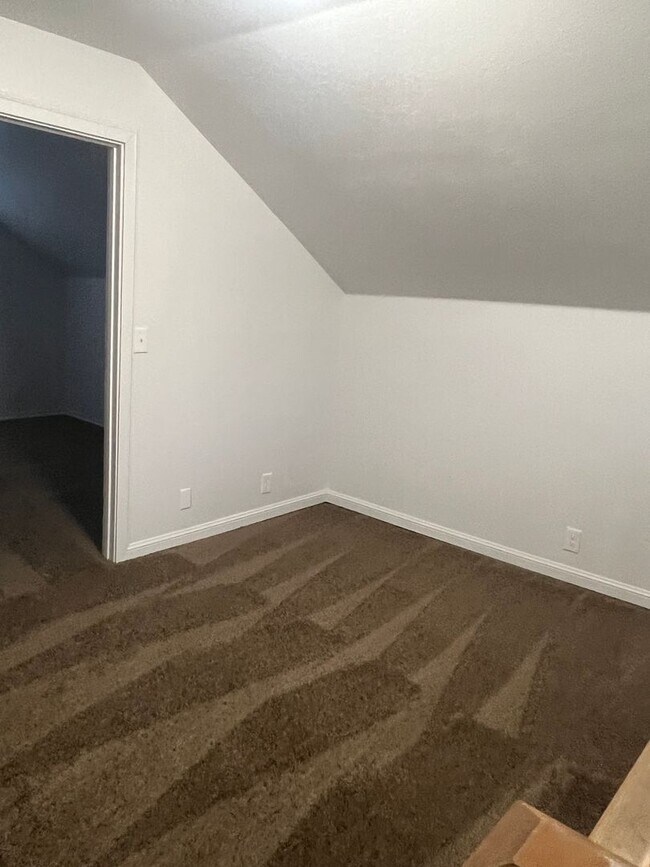 Building Photo - 919 Kentucky St