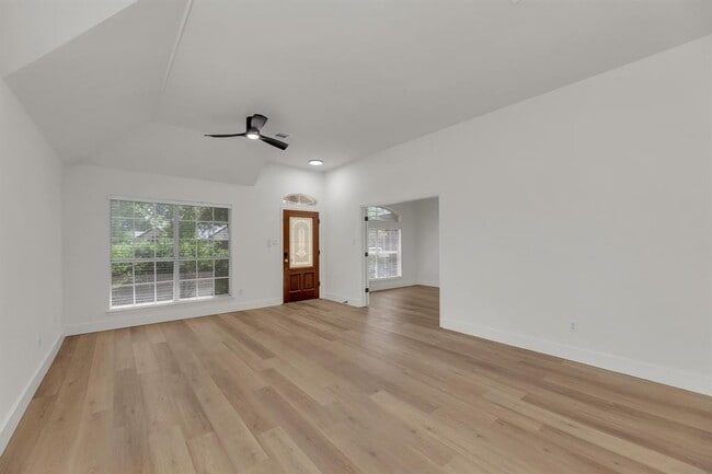 Building Photo - 1108 Pecan Creek Dr