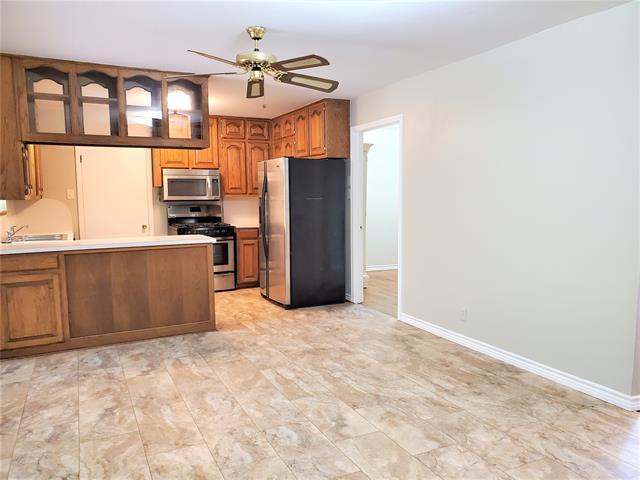 Building Photo - 2115 Glenwood Ln