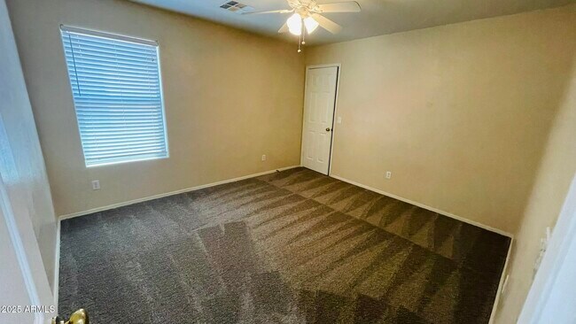 Building Photo - 44234 Askew Dr